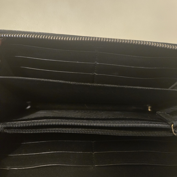 Yves Saint Laurent Black Wallet - Picture 5 of 6